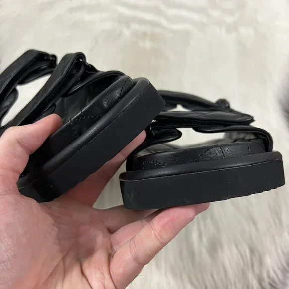 Kurt Geiger Men's Size 43.5 / US 10.5 Black Leather Quilted Orson Slide Sandals - Picture 6 of 13